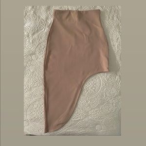 Blush pencil skirt with slit